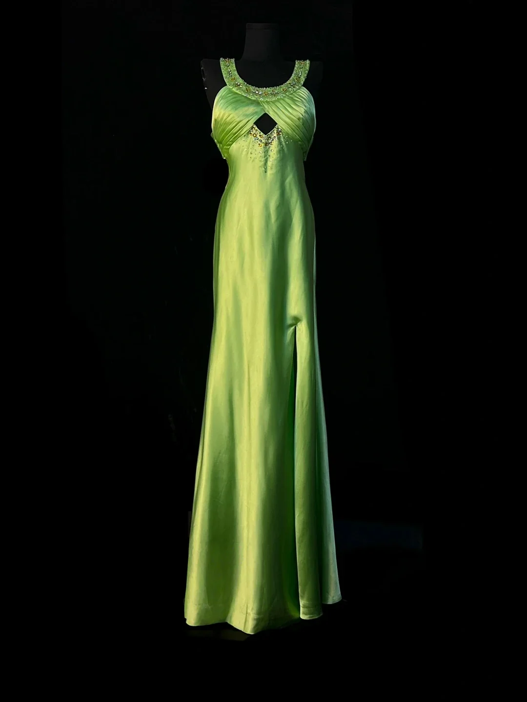 Lime Green Sleeveless Prom Dress With Beaded Neckline And Keyhole Cutout Mermaid Formal Prom Dress