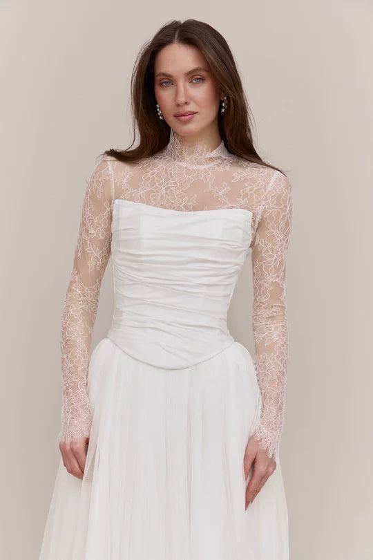 Luxury Ivory White Lace High Neck Long Sleeve Ruched Bodice Lace-Up Back A-Line Prom Dresses