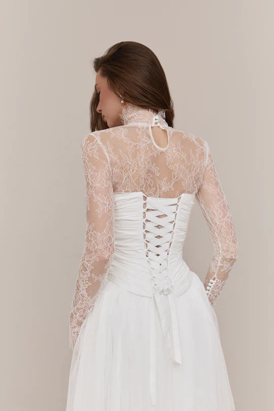 Luxury Ivory White Lace High Neck Long Sleeve Ruched Bodice Lace-Up Back A-Line Prom Dresses