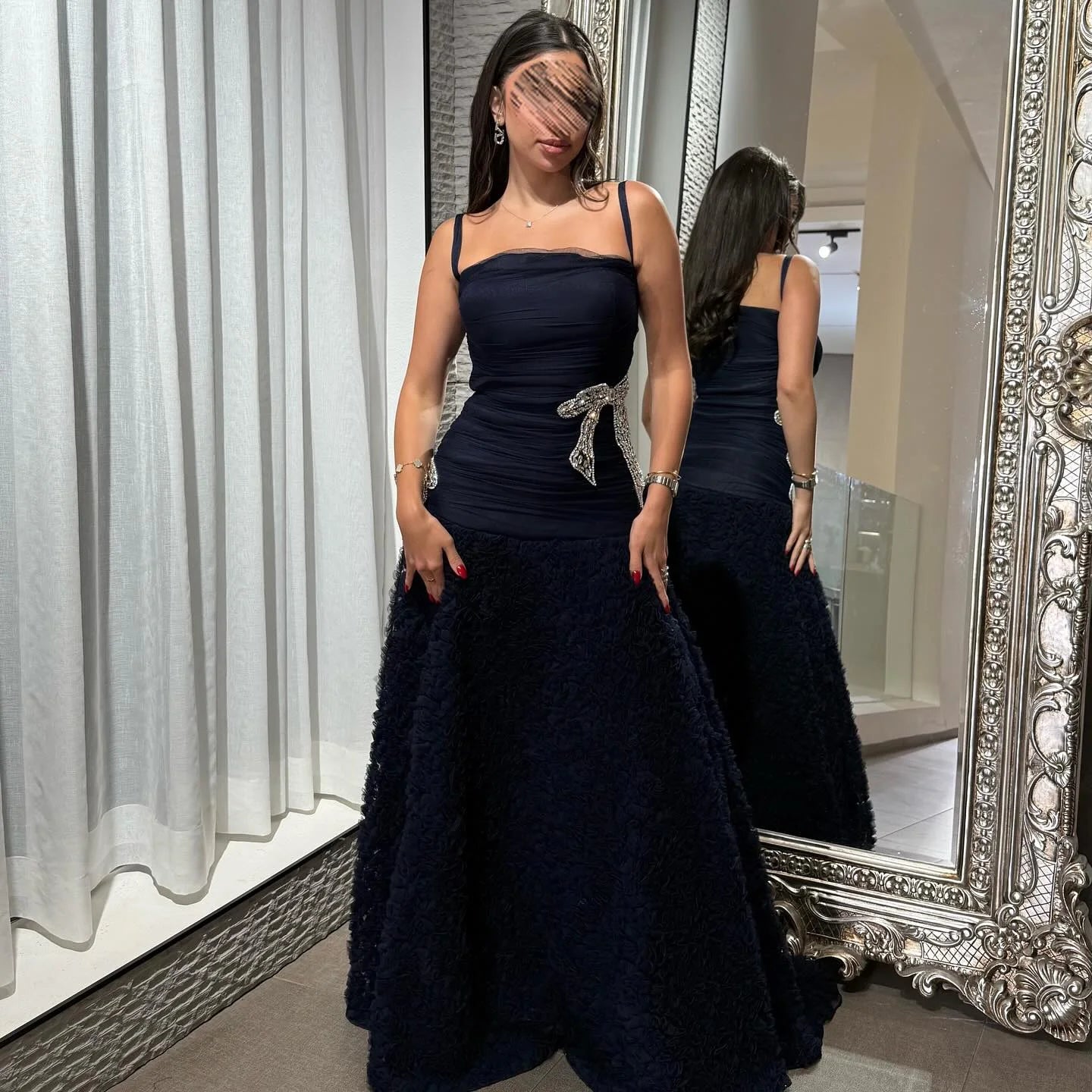 Luxury Navy Blue Prom Dresses with Tulle Fabric Beaded Bow Detail and Mermaid Train