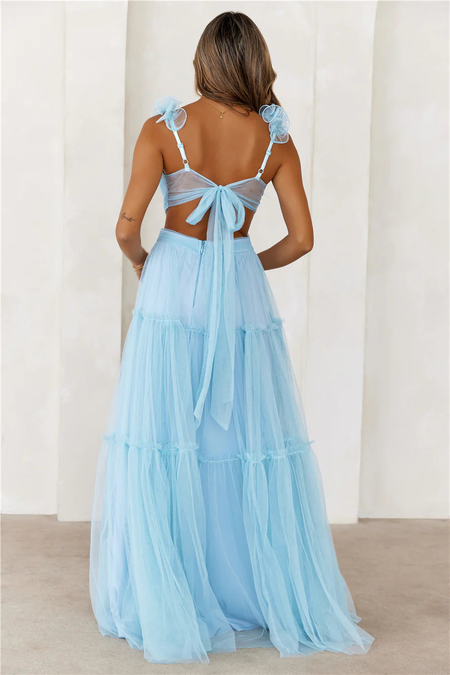 Luxury Sky Blue Prom Dresses with Tulle Fabric Tiered Ruffle Skirt and Cutout Back