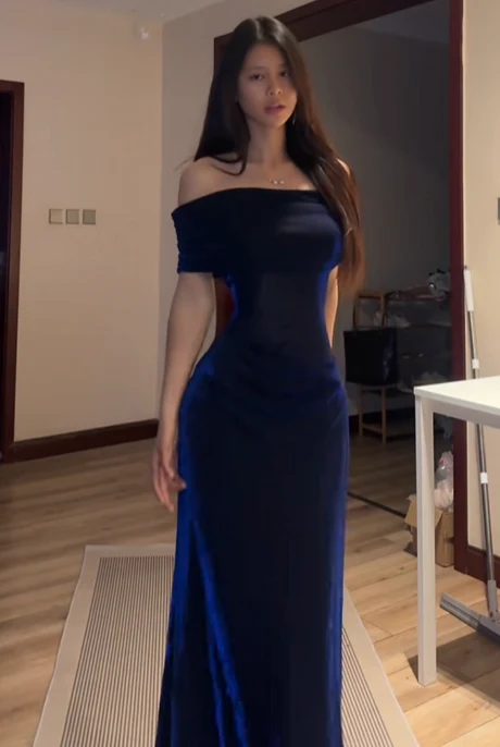Navy Blue Off-the-Shoulder Mermaid Prom Dress Velvet Formal Prom Dress