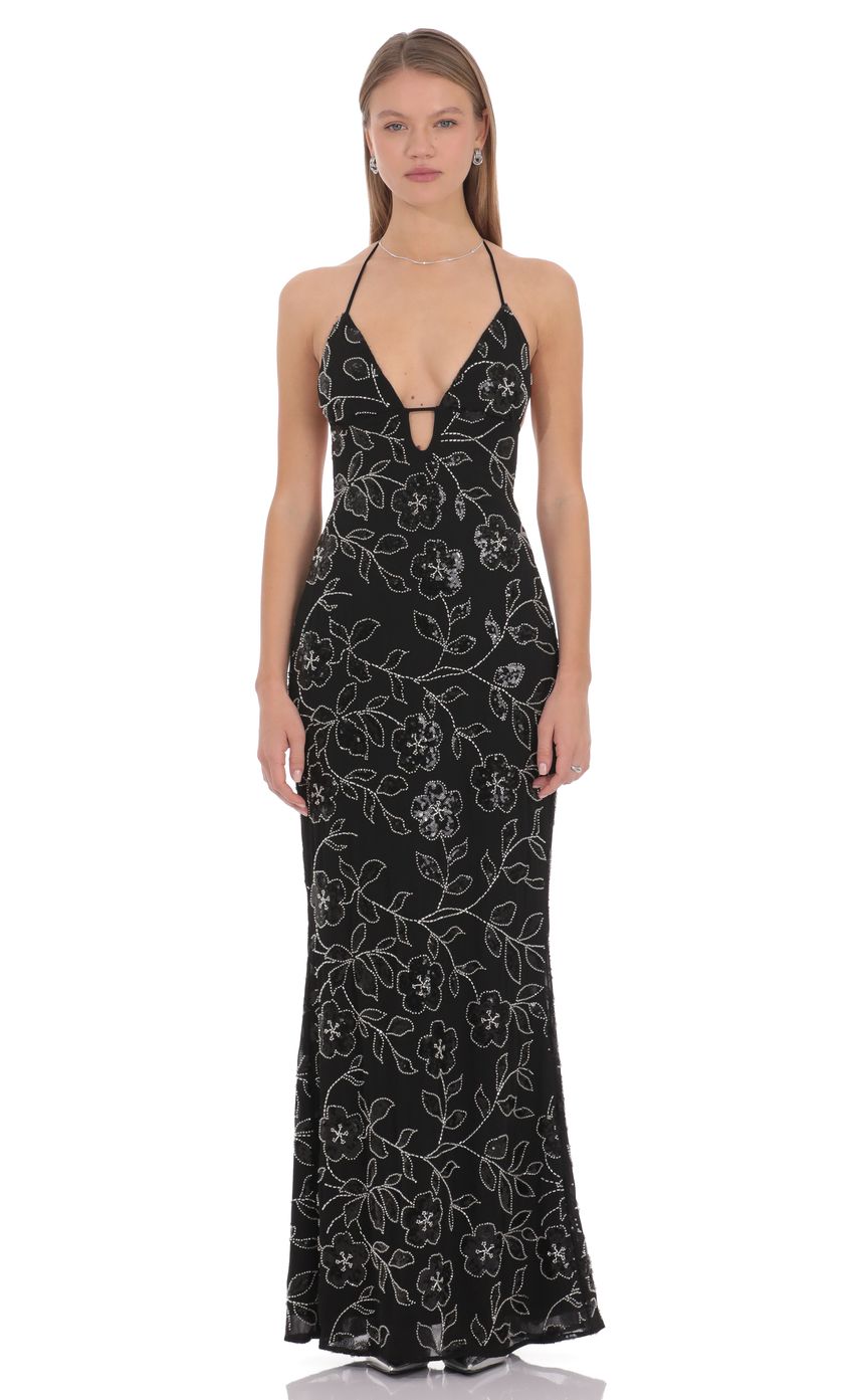 Prom Dress Black Halter Neck Maxi Dress With Plunge V Neck Floral Beaded Embroidery Open Back Formal Evening Party Gown