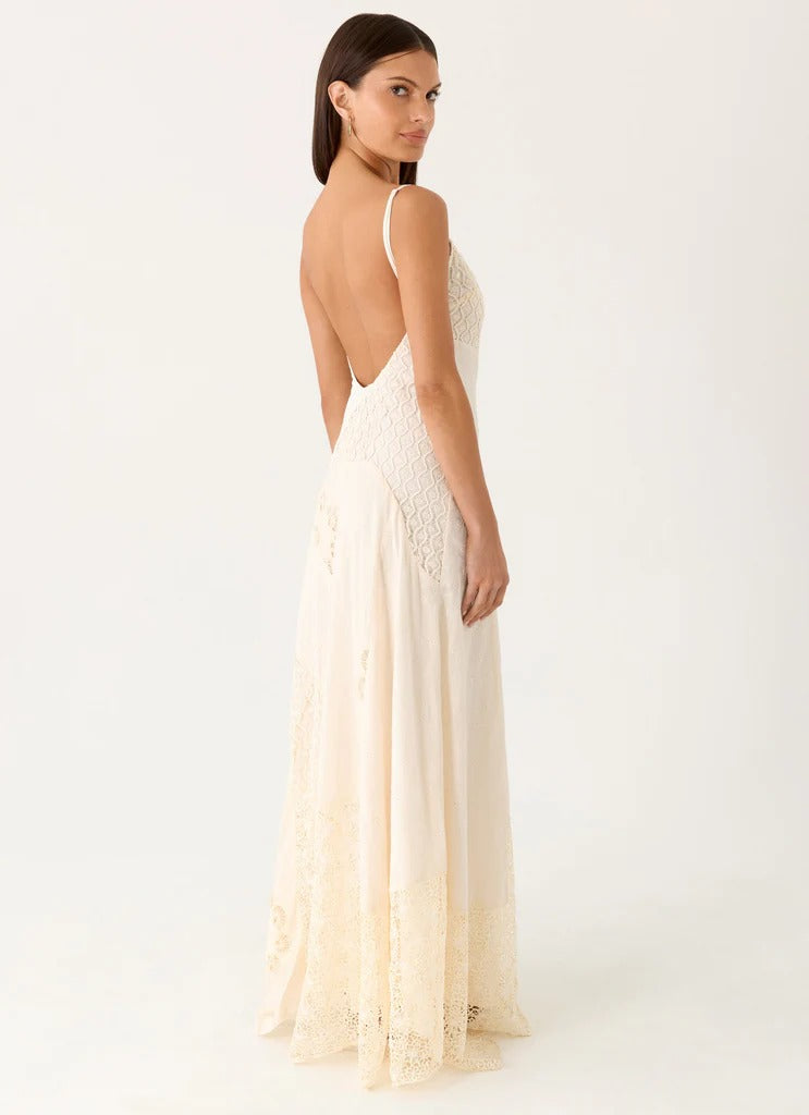 Prom Dress Cream Spaghetti Strap Maxi Dress With Crochet Lace Embroidery Open Back Flowy Formal Evening Party Gown