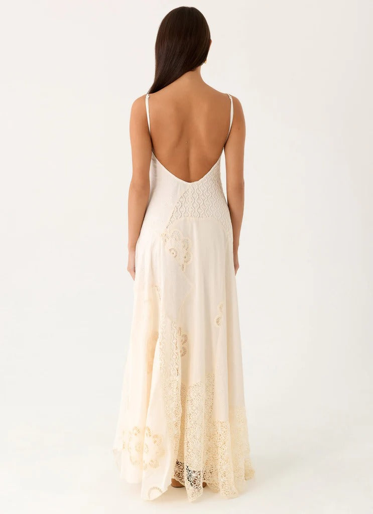 Prom Dress Cream Spaghetti Strap Maxi Dress With Crochet Lace Embroidery Open Back Flowy Formal Evening Party Gown