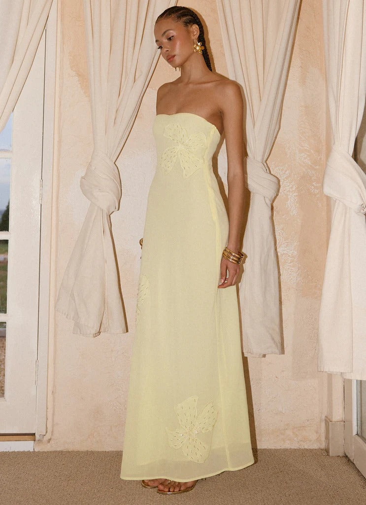 Prom Dress Pale Yellow Strapless Maxi Dress With Floral Appliques Open Back Formal Evening Party Gown