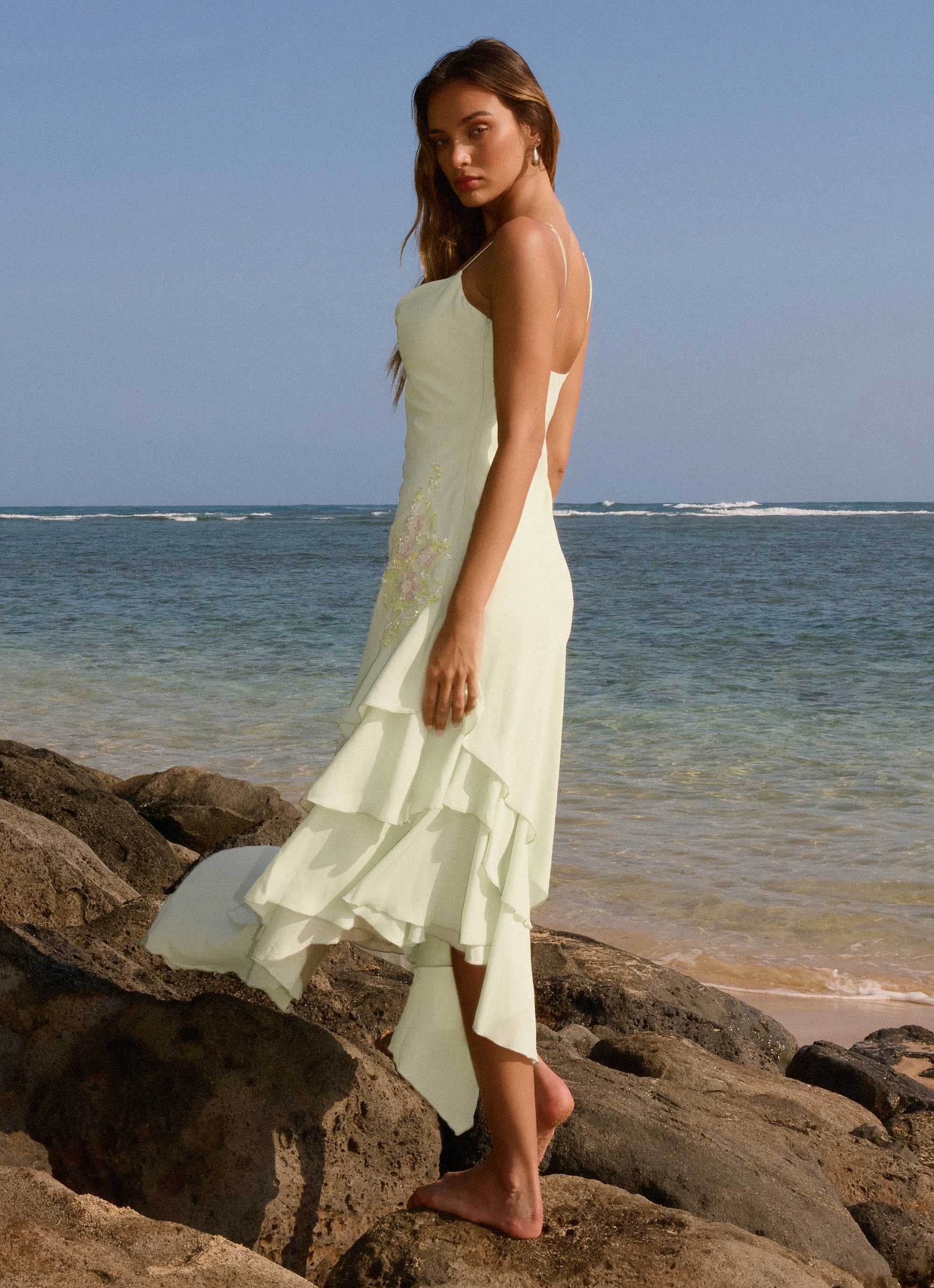 Prom Dress Sage Green Spaghetti Strap Maxi Dress With Cowl Neckline Asymmetric Tiered Skirt Floral Beaded Embroidery Formal Evening Party Gown