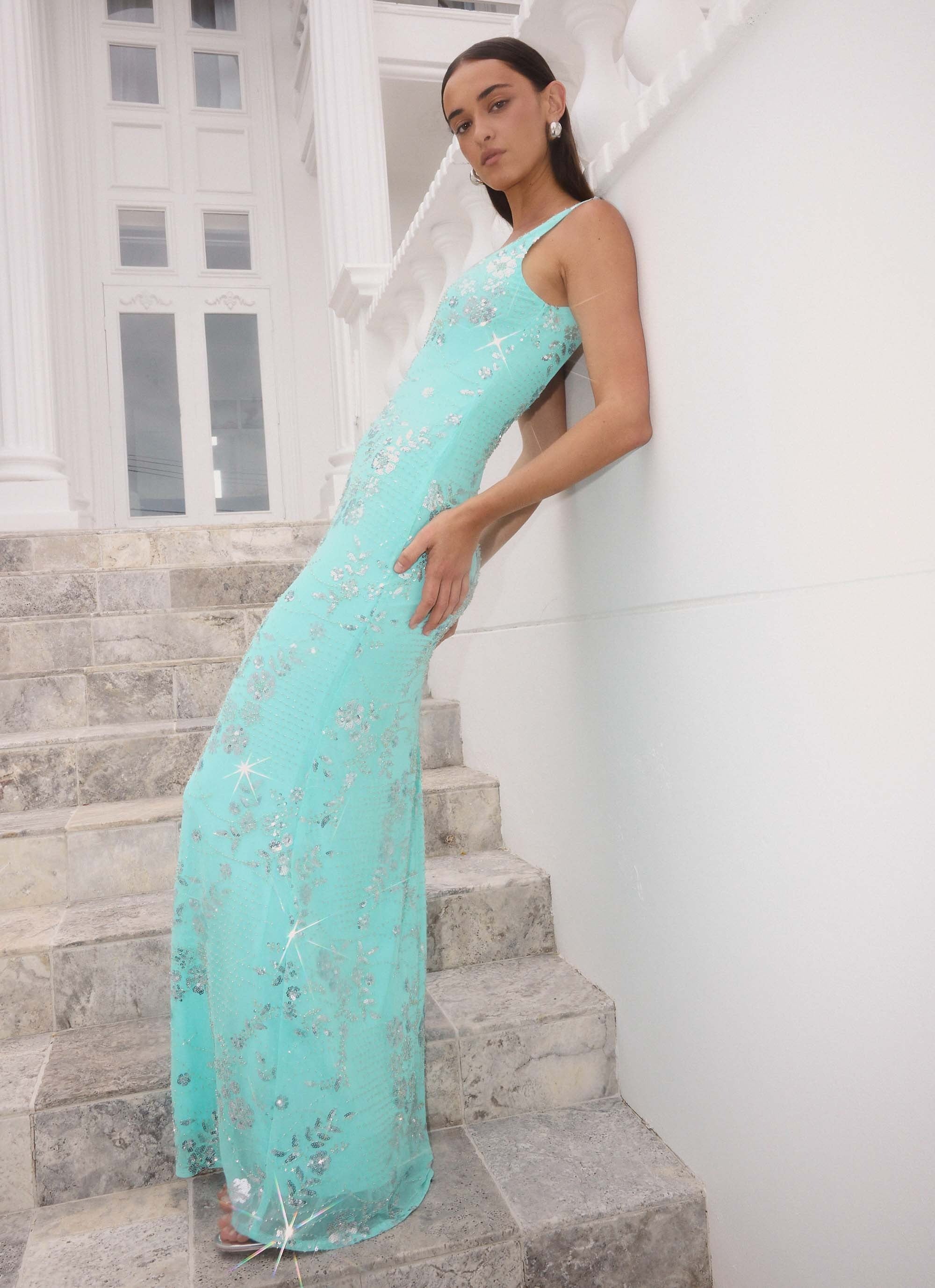 Prom Dress Turquoise Sleeveless Maxi Dress With Floral Sequin Embroidery Low Open Back Formal Evening Party Gown