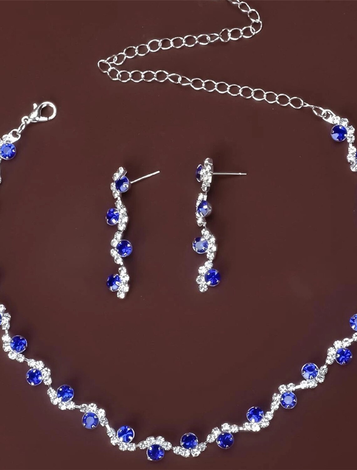 Elegant women's rhinestone necklace and earring set.