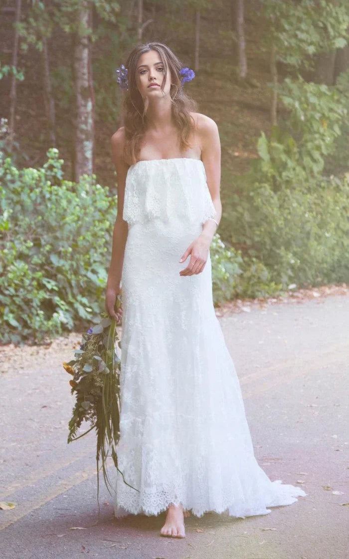 Mermaid lace off-shoulder long wedding dress.