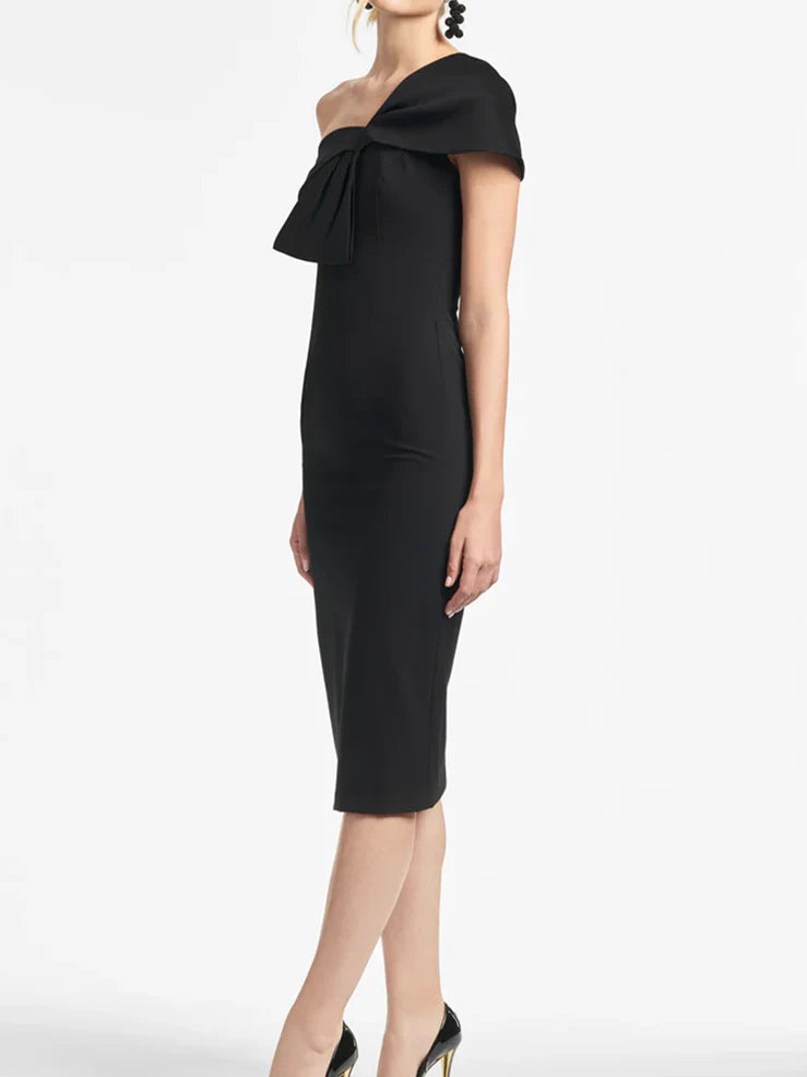 Back view of the knee-length one-shoulder mother of the bride gown.