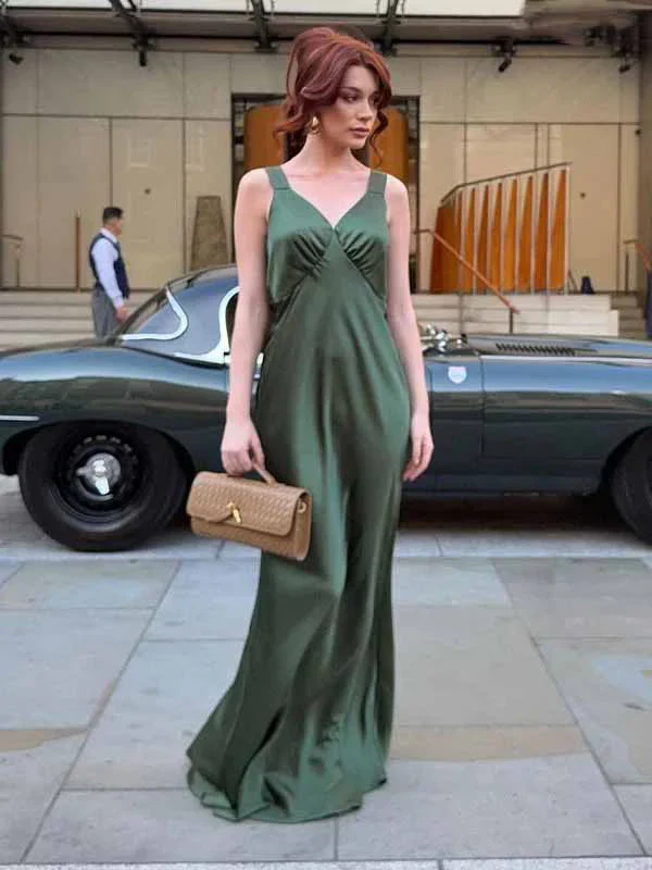 Sleeveless V-Neck Satin Maxi Evening Dress with Deep V Back and Trailing Skirt
