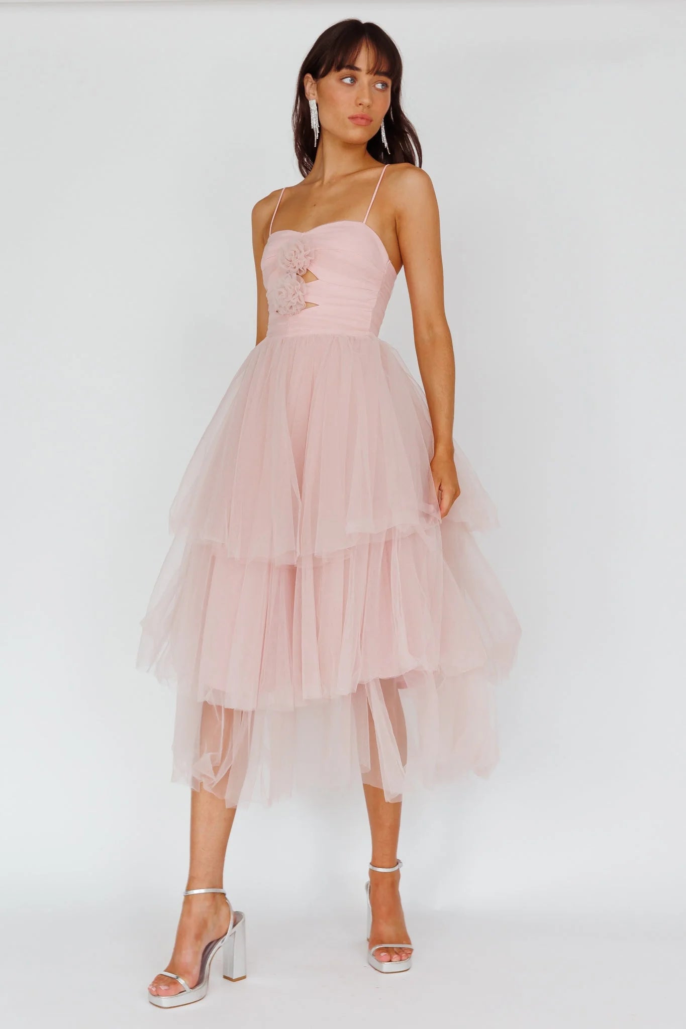 Spaghetti Straps Sweetheart Neck Floral Applique Cutout Tiered Tulle Midi Prom Dresses (Blush Pink)