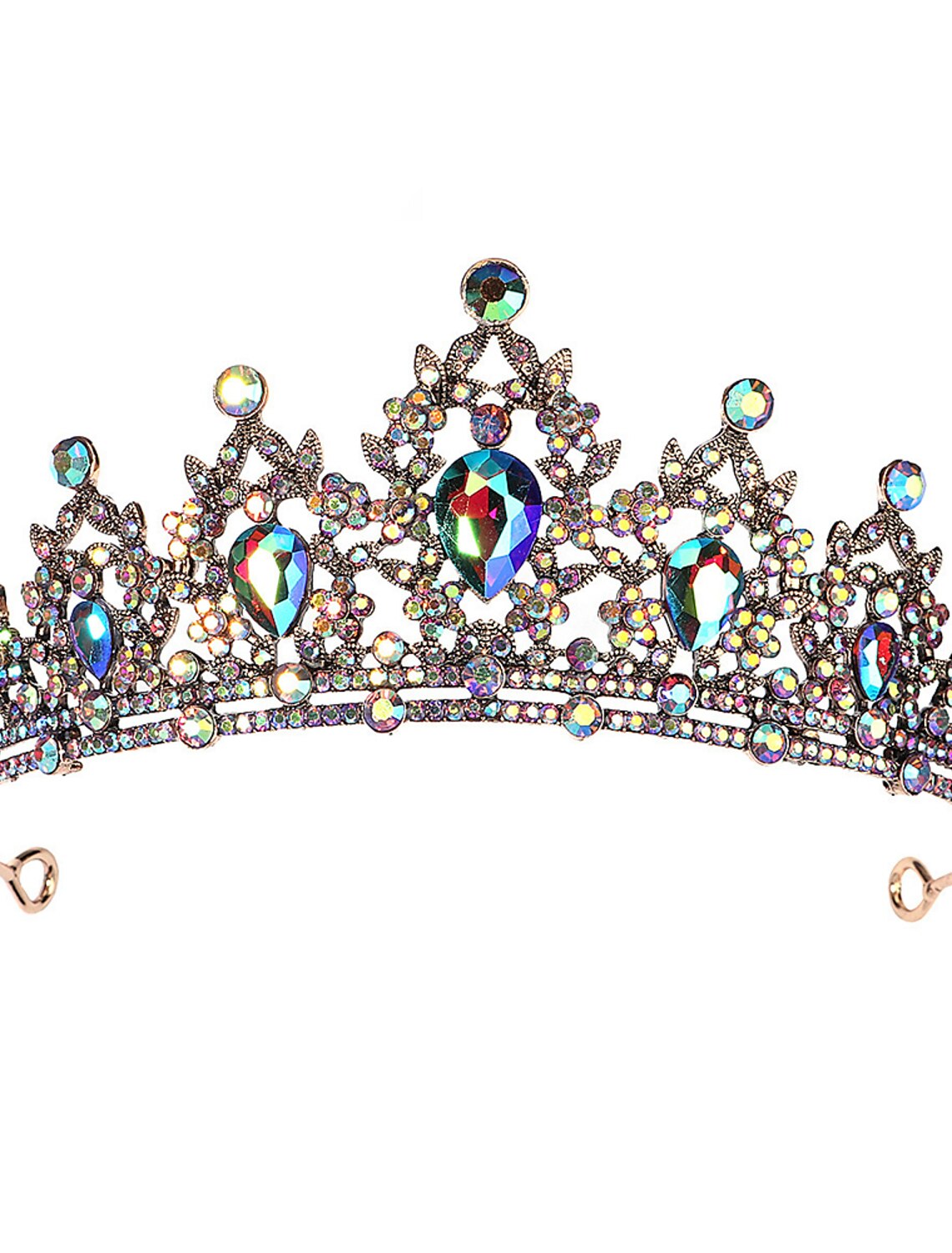 Crystal hair accessory with a classic Rococo aesthetic.
