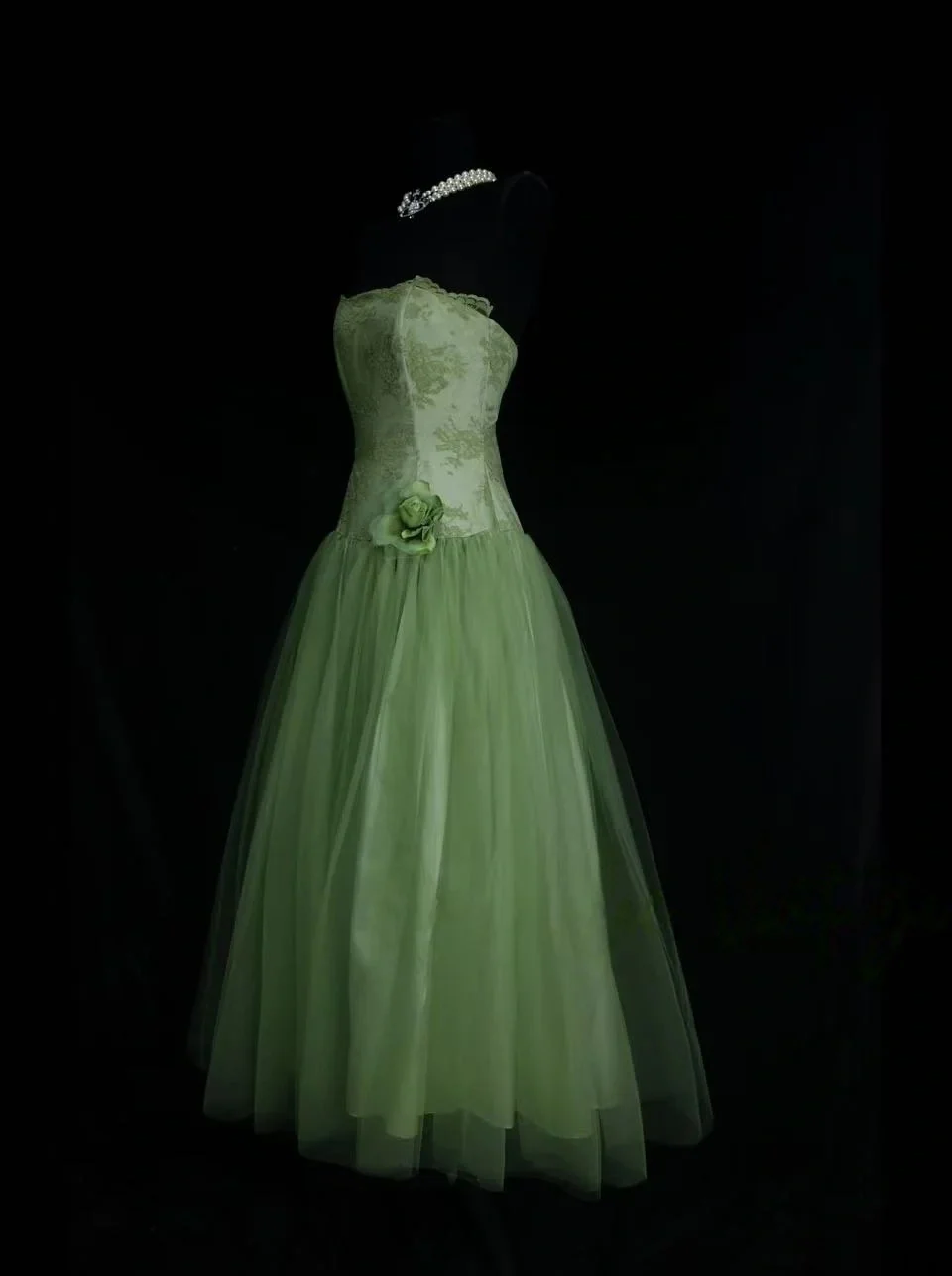 Strapless Lace Bodice Tulle Tea-Length Evening Dress with Floral Applique