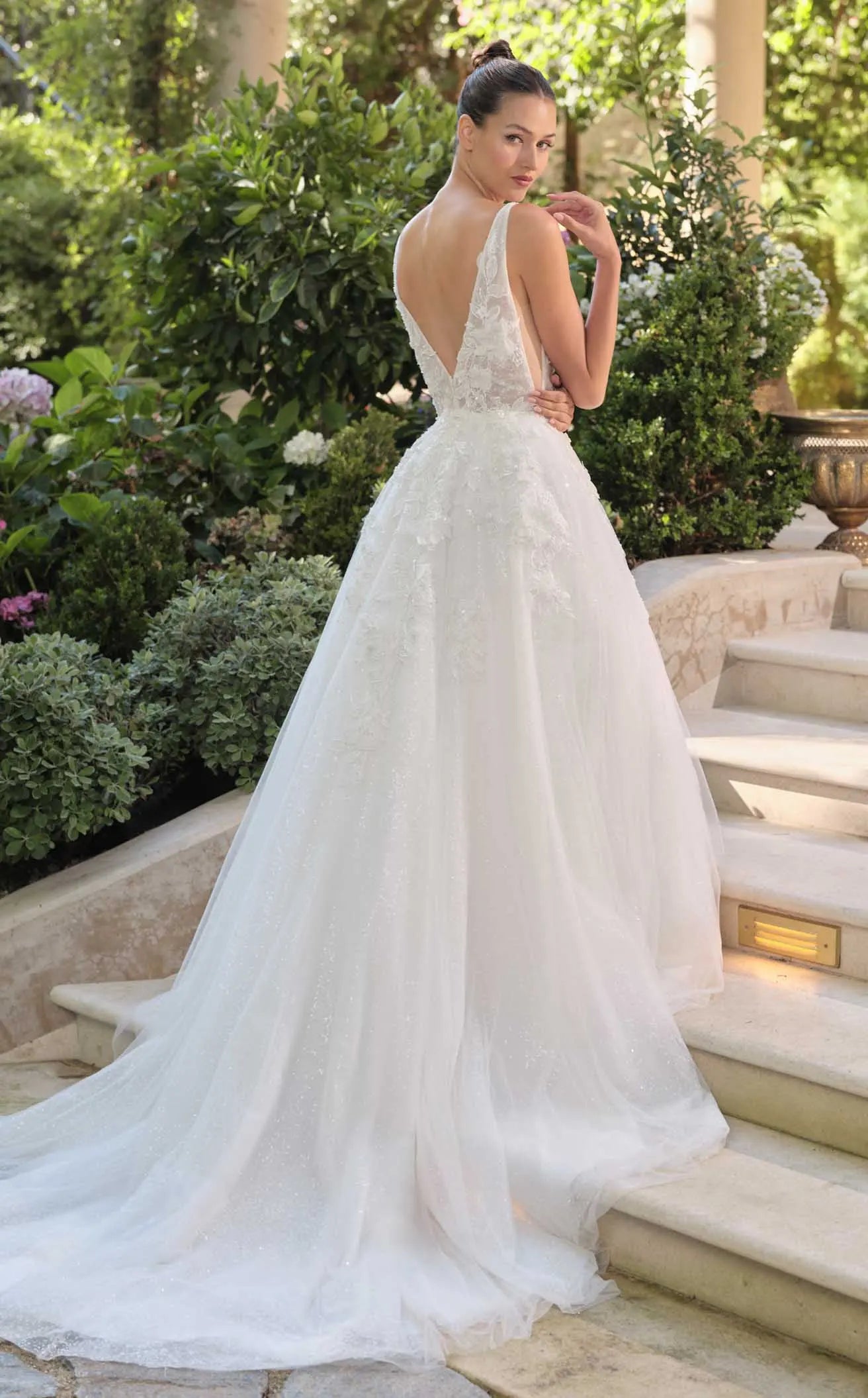 Stunning A-Line Deep V-Neck Sleeveless Illusion Floral White Floor-Length Prom Gown