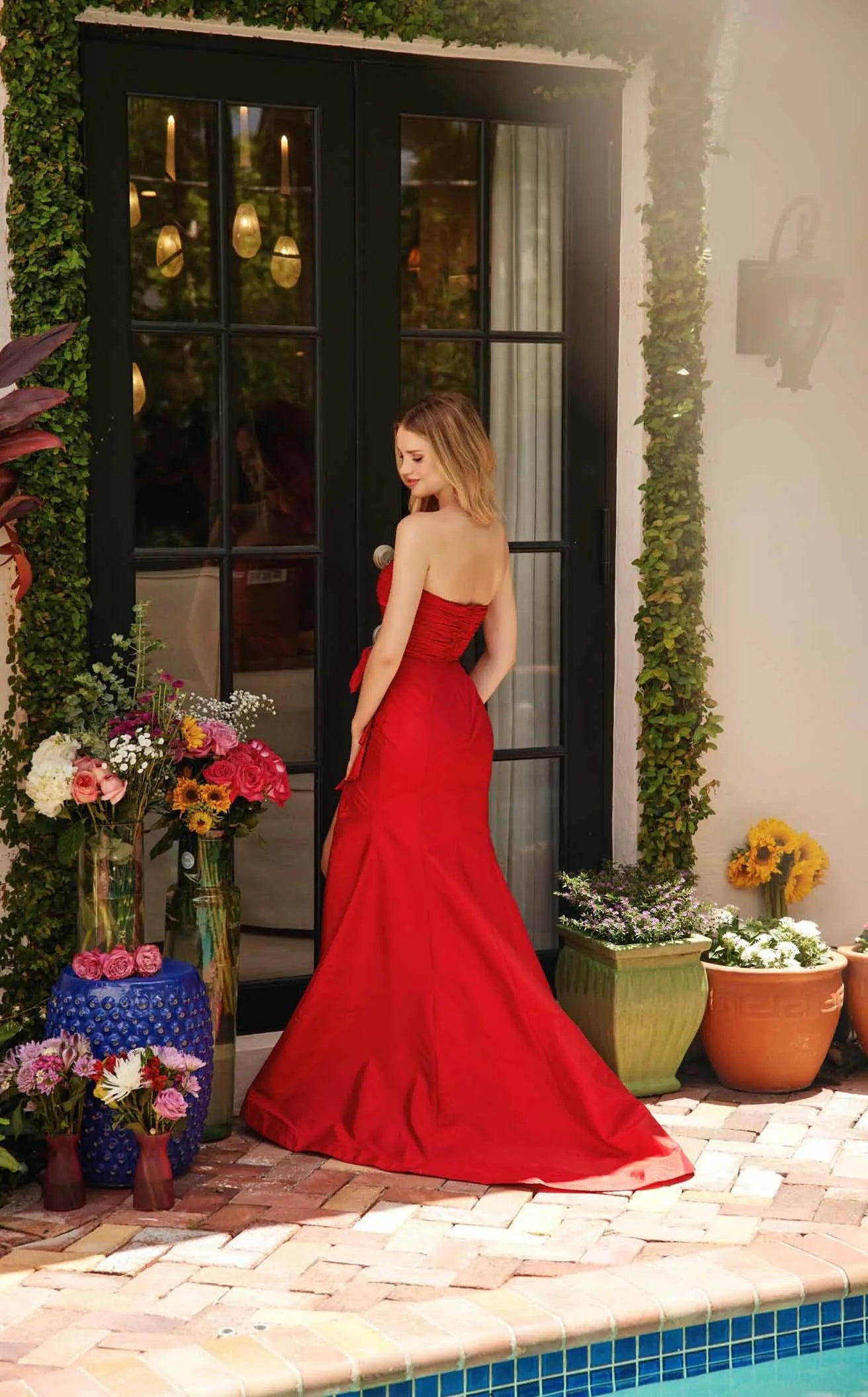 Stunning A-Line Strapless High Slit Bow Red Floor-Length Prom Dress Gown
