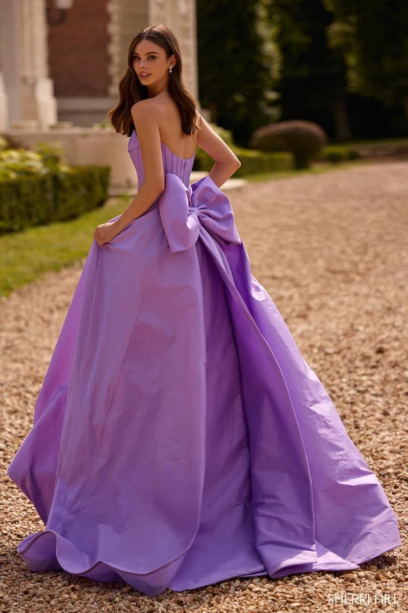 Stunning A-Line Strapless Sleeveless Corset Bow Back Lavender Floor-Length Prom Dresses