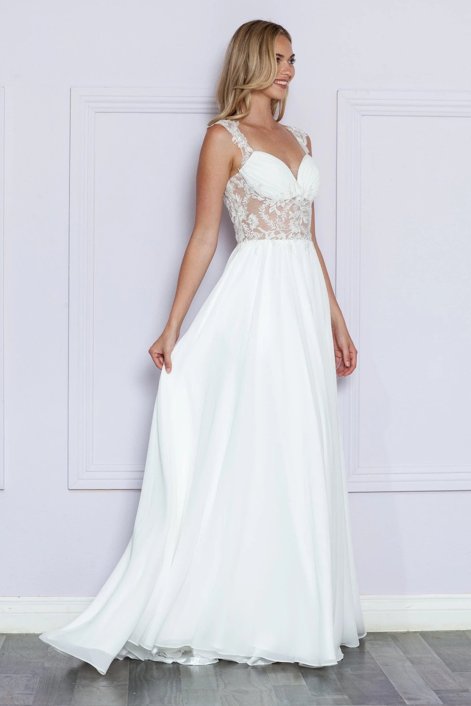 Stunning A-Line Sweetheart Sleeveless Lace Bodice White Floor-Length Prom Dress
