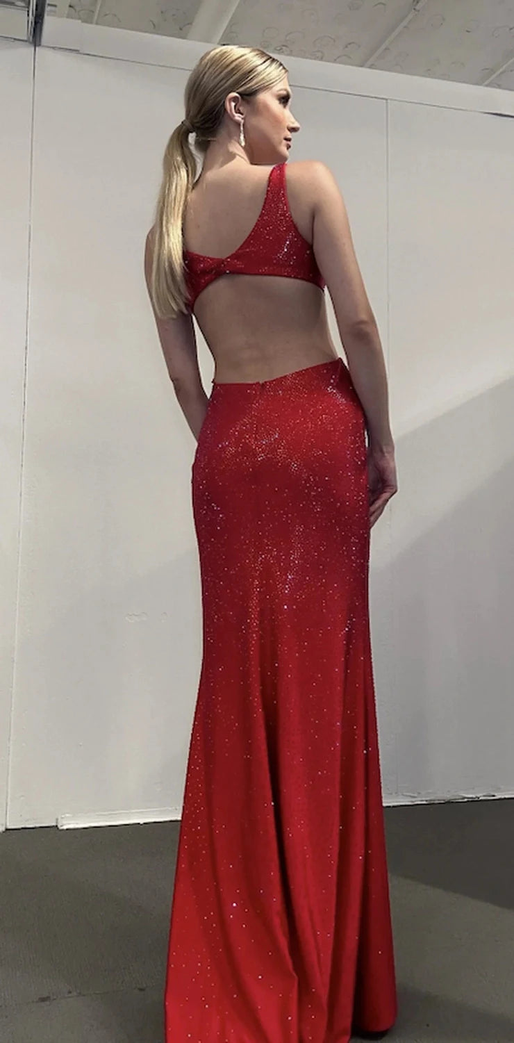 Stunning Fitted V-Neck Sleeveless Cutout Backless Red Long Prom Dresses Women Gown