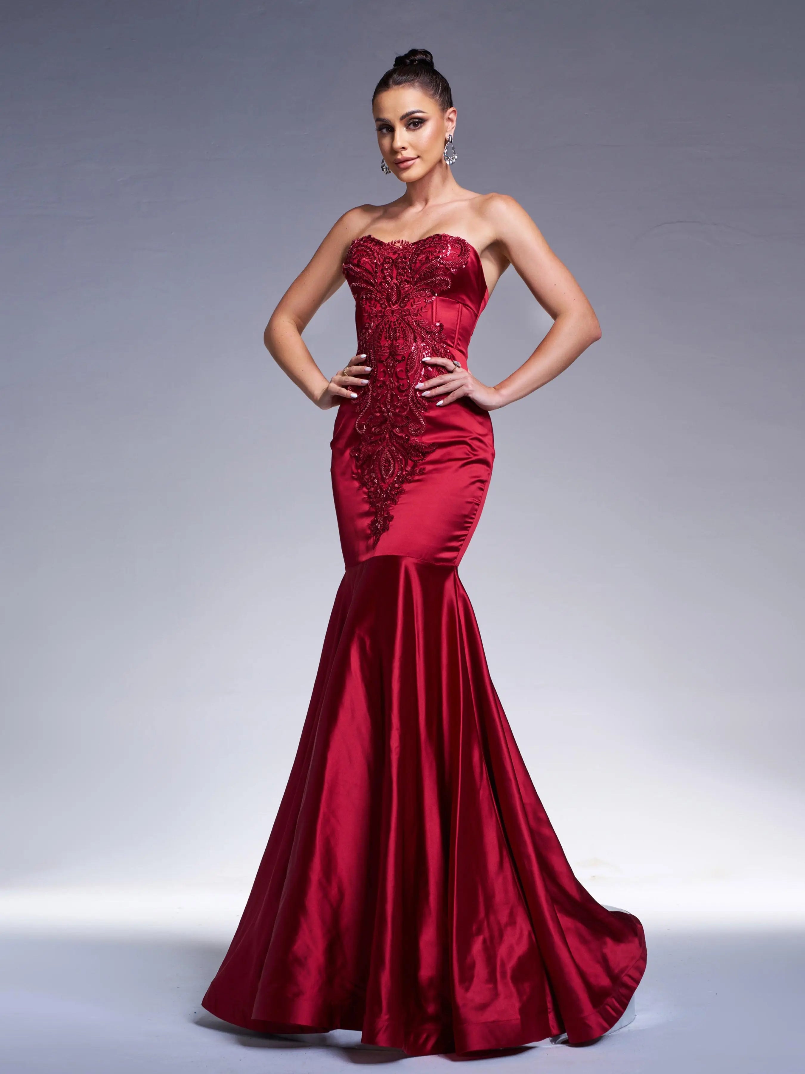 Stunning Mermaid Sweetheart Sleeveless Embellished Corset Red Floor-Length Prom Gown