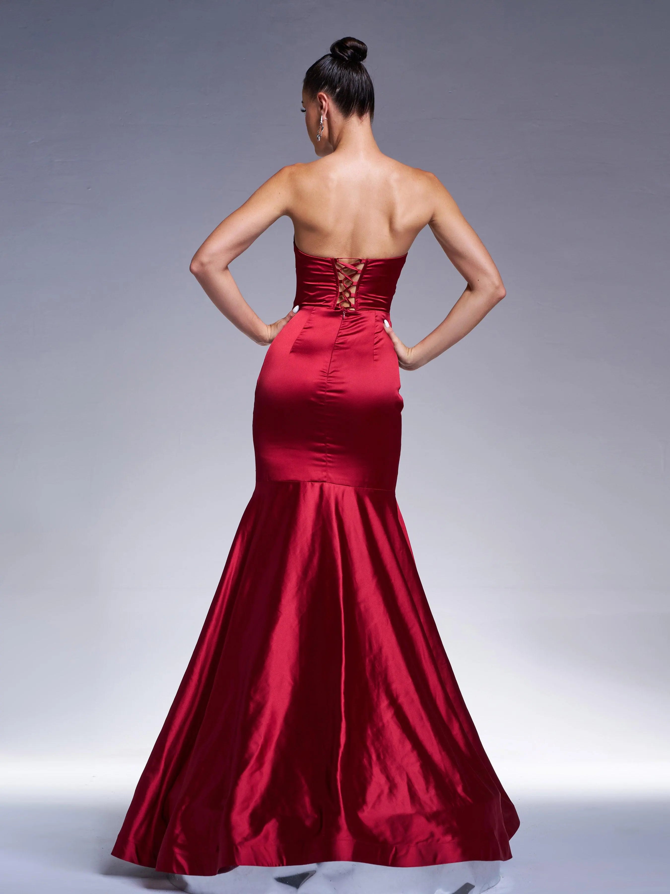 Stunning Mermaid Sweetheart Sleeveless Embellished Corset Red Floor-Length Prom Gown