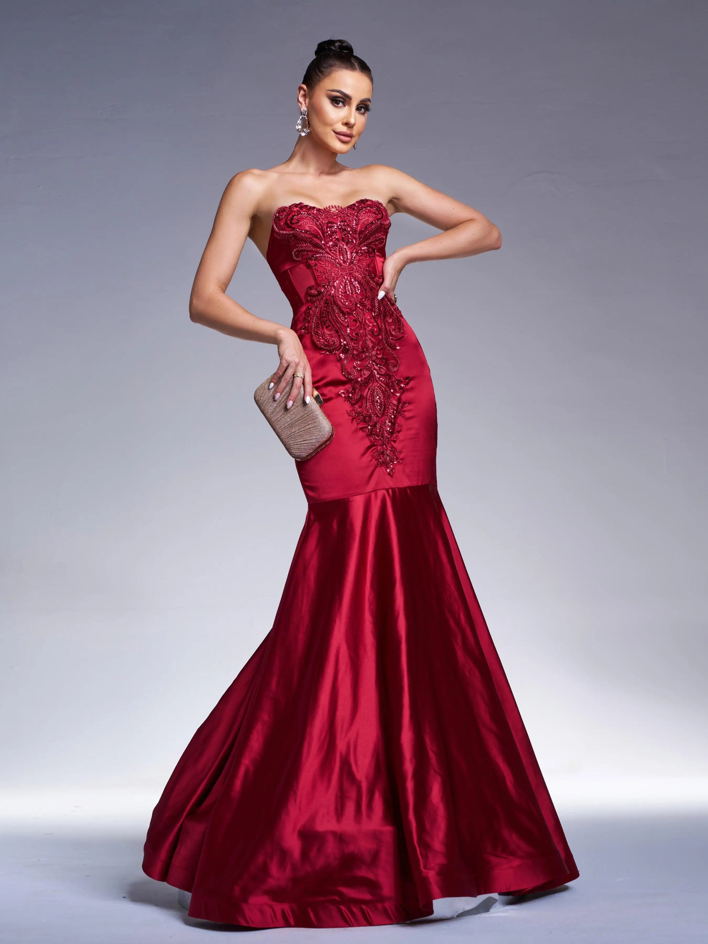 Stunning Mermaid Sweetheart Sleeveless Embellished Corset Red Floor-Length Prom Gown