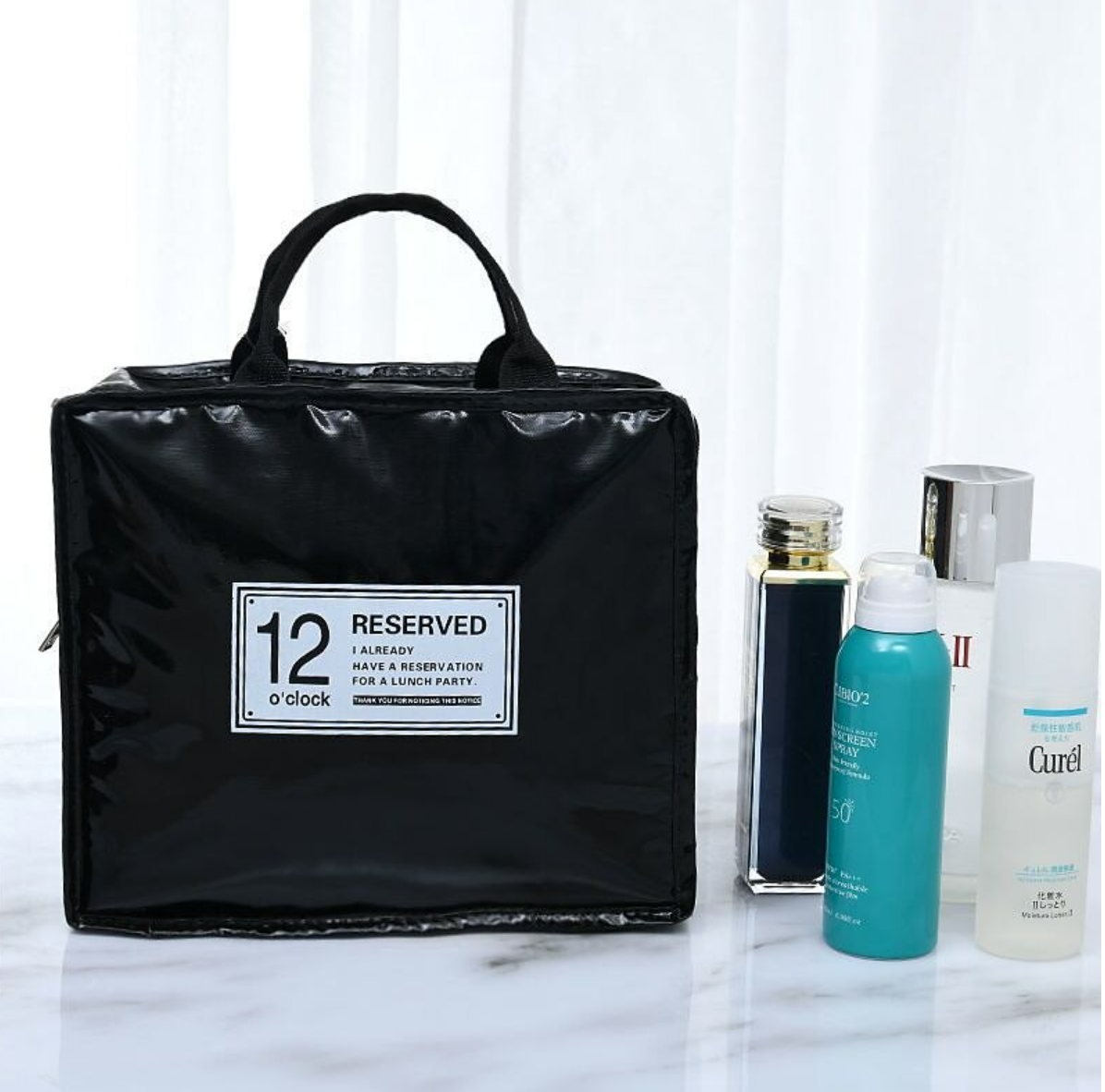 Interior view of the multi-functional storage bag.