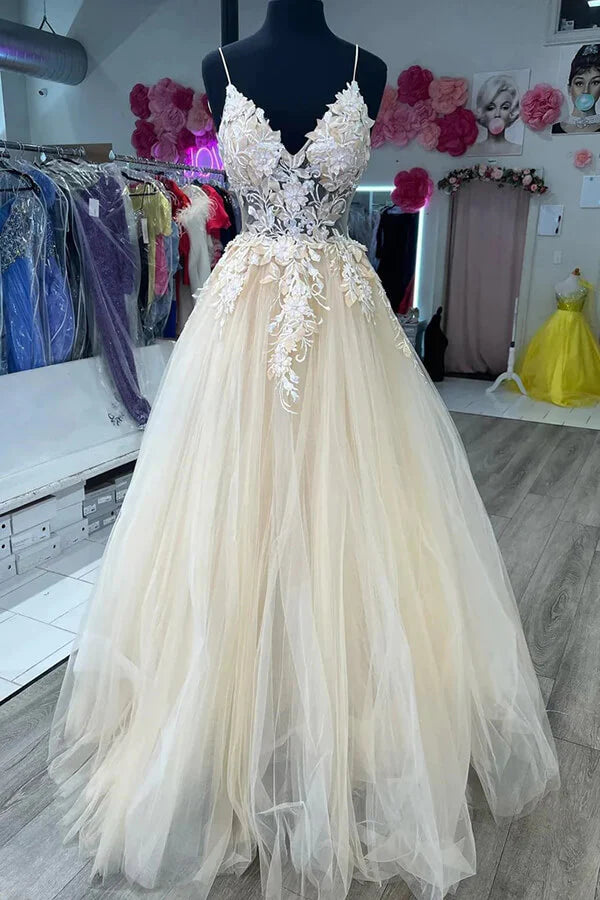 A-line Tulle Spaghetti Straps Long Prom Dresses With Lace Appliques