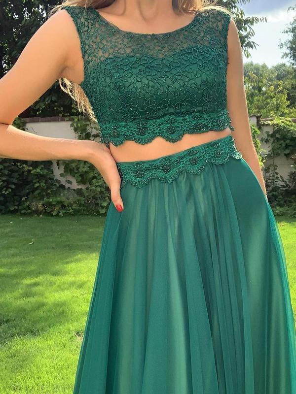 Two Pieces Tulle Scoop Neckline Evening Gown Prom Dresses With Appliqued