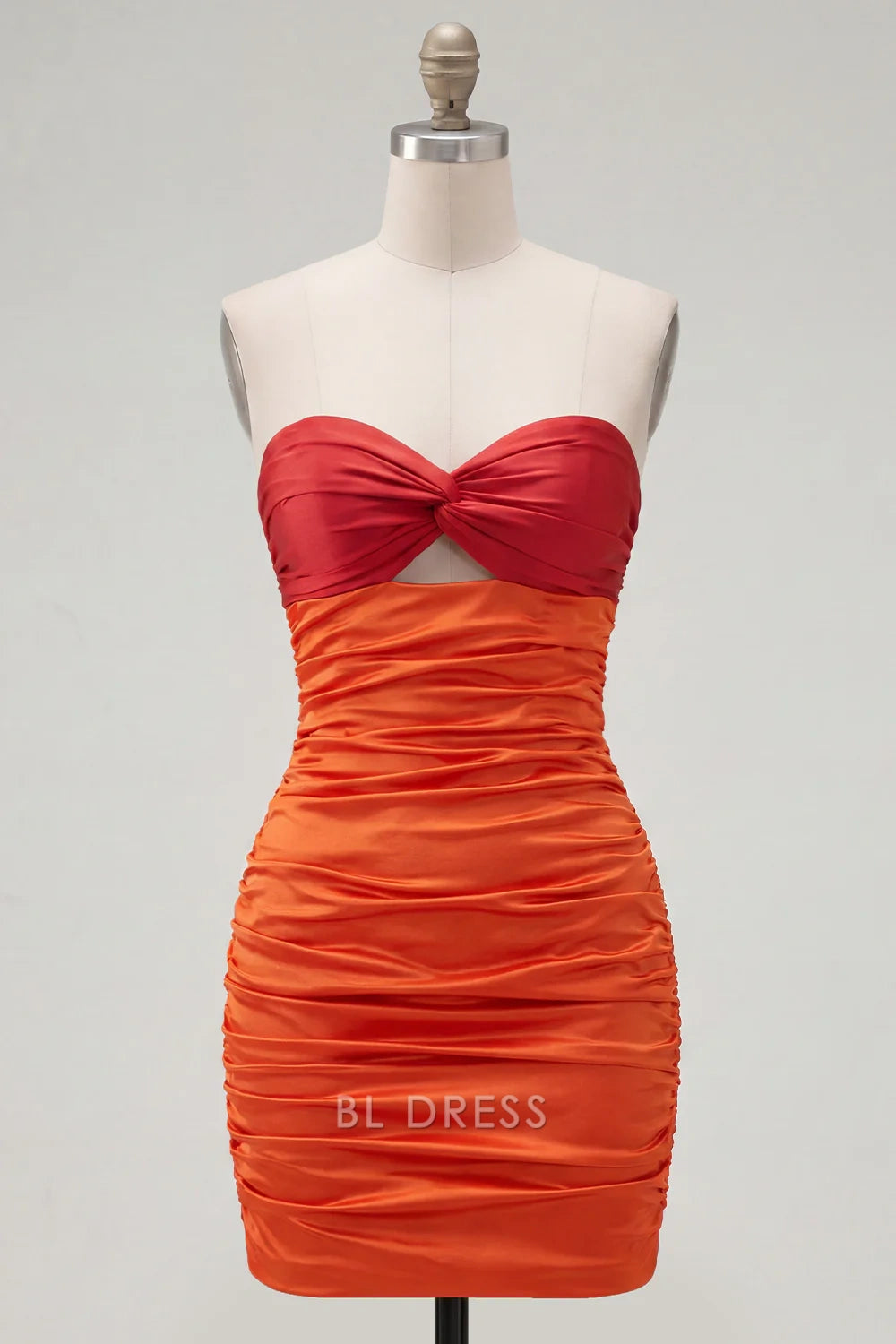 Vibrant Bodycon Strapless Sleeveless Ruched Two-Tone Short Homecoming Dresses Women
