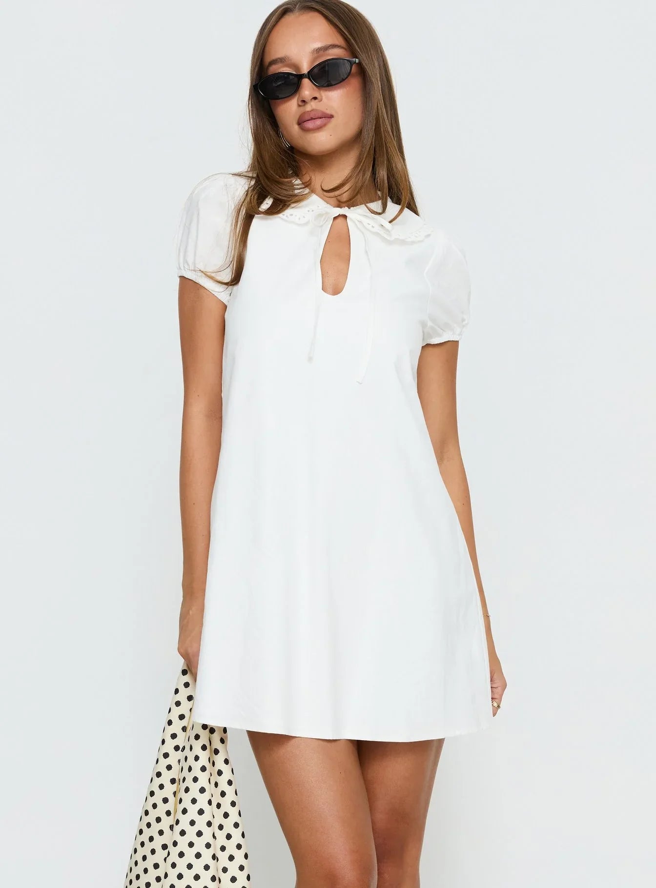 White Peter Pan Collar Homecoming Dress with Keyhole Tie Neck and Puff Sleeves for Formal Events and Homecoming Nights