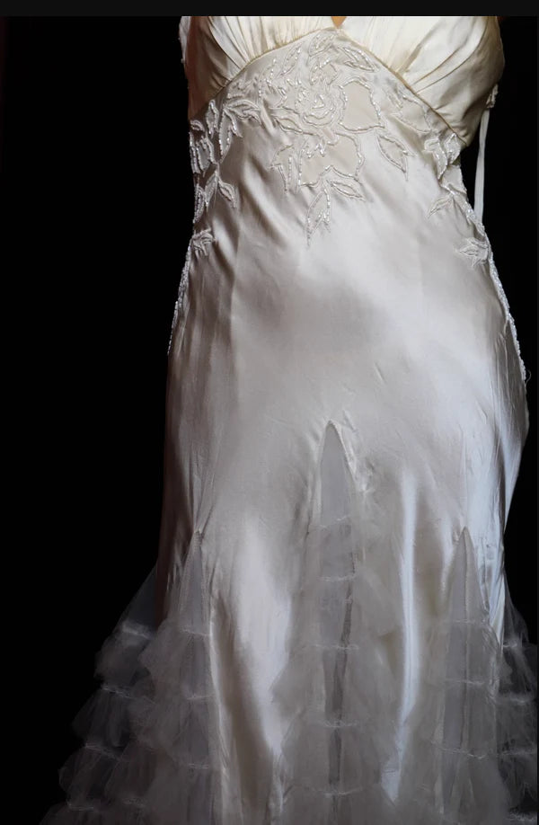 White Satin V Neck Spaghetti Strap Lace Applique Ruffle Tiered High Low Prom Dress