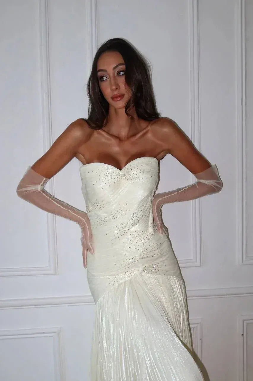 White Strapless Mermaid Prom Dress With Sweetheart Neckline And Pleated Skirt Formal Prom Dress