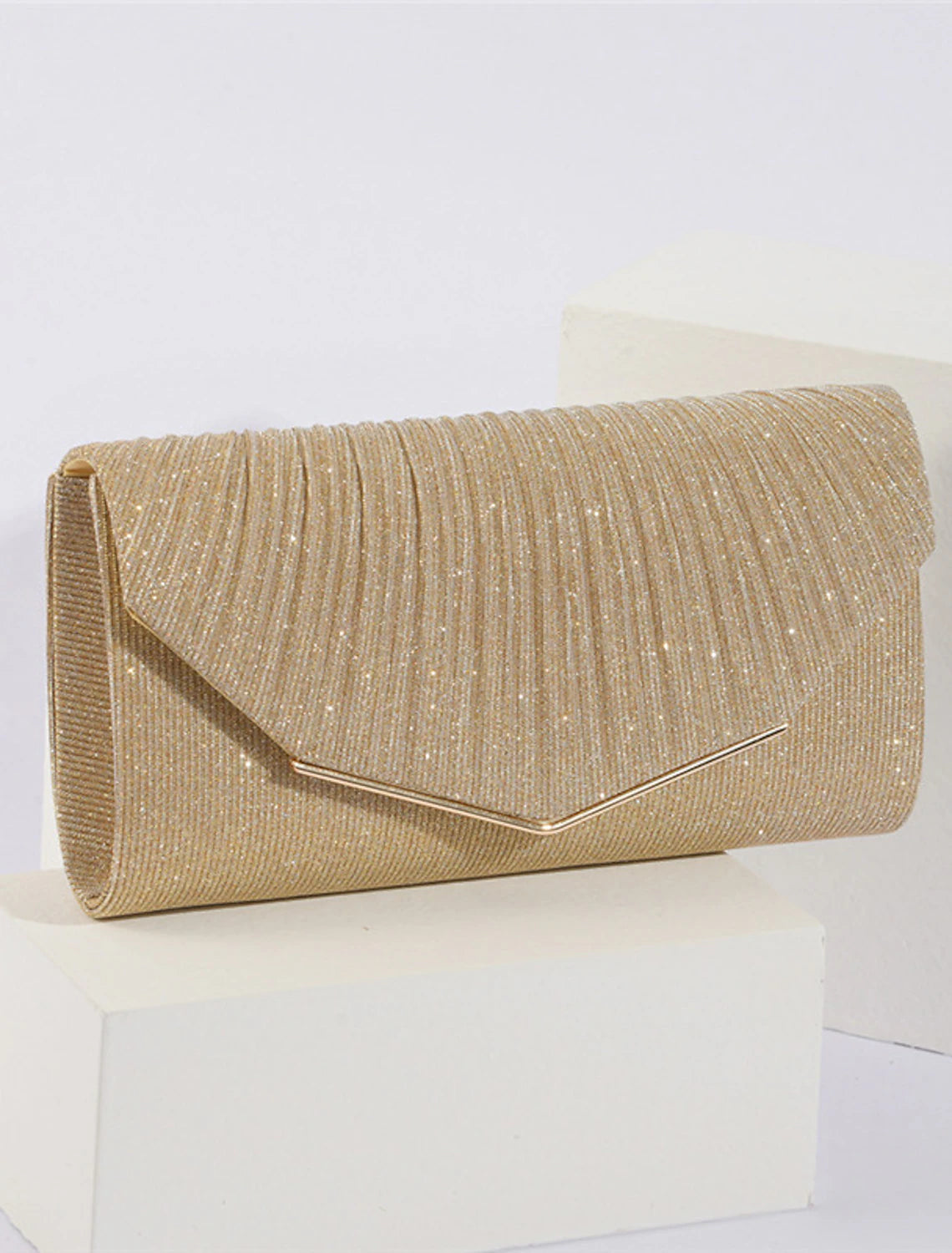 Women's solid color evening clutch bag with chain.