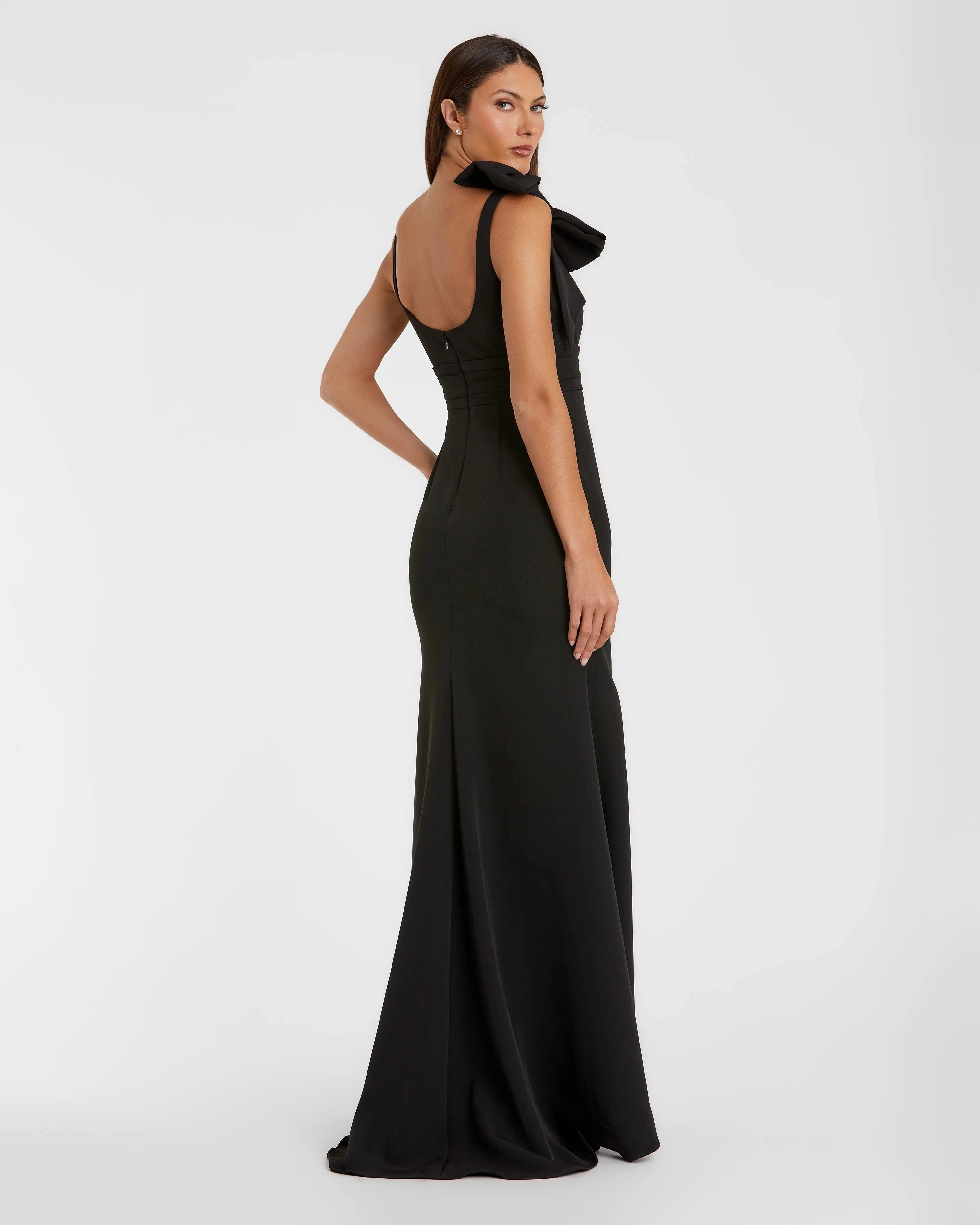 Black one shoulder bow fitted mermaid prom gown