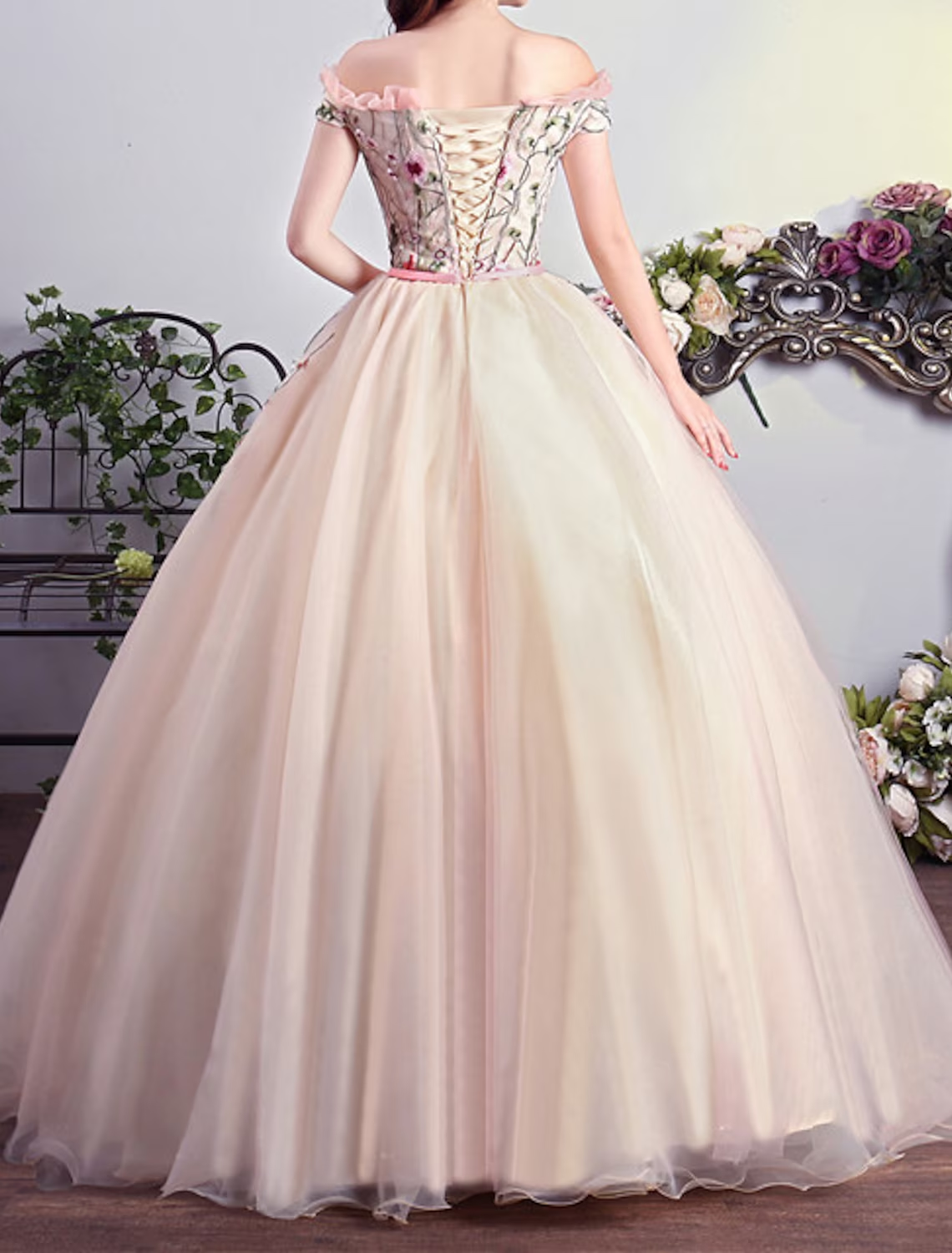 Ball Gown Prom Dresses Luxurious Dress Quinceanera Floor Length Short Sleeve Off Shoulder Tulle with Pleats Embroidery