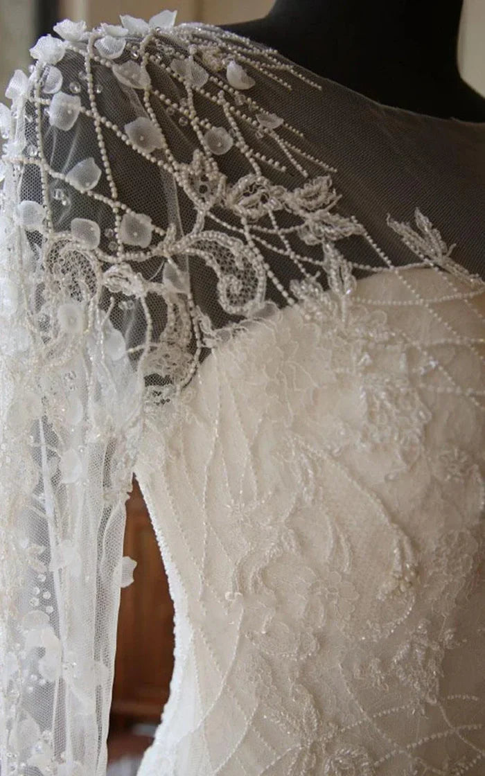 Tüllspitze Langarm Glocke Perlen Blume Satin Kleid