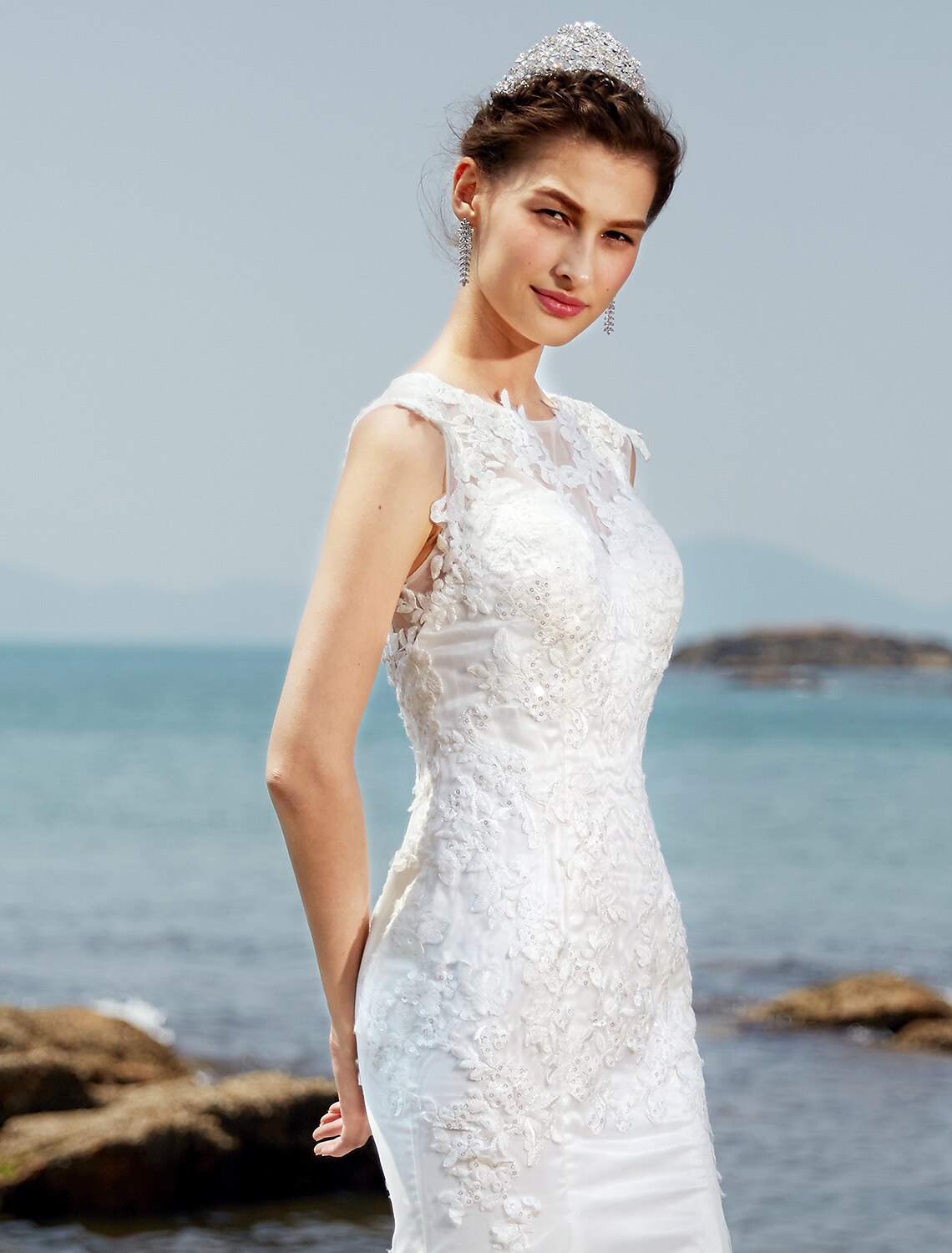 Mermaid / Trumpet Bateau Neck Sweep / Brush Train Lace / Tulle Made-To-Measure Wedding Dresses with Lace / Ruched