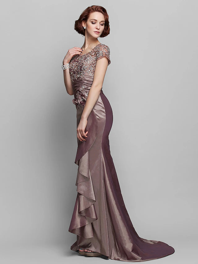 Mermaid / Trumpet Mother of the Bride Dress See Through Scoop Neck Sweep / Brush Train Taffeta Beaded Lace Short Sleeve with Flower
