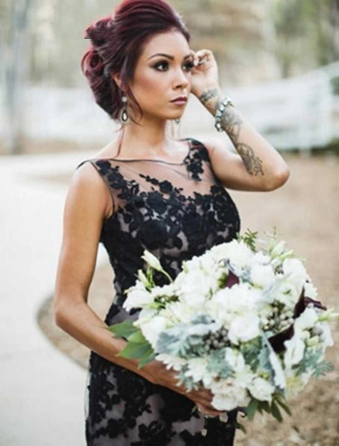 Engagement Gothic Wedding Dresses in Color Formal Wedding Dresses Mermaid / Trumpet Illusion Neck Sleeveless Court Train Satin Bridal Gowns With Appliques