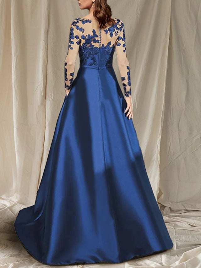 A-Line Mother of the Bride Dress Plus Size Elegant V Neck Floor Length Satin Lace Tulle Long Sleeve with Appliques Split Front