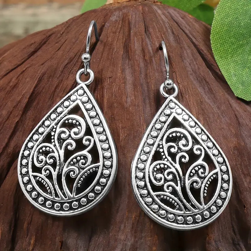 16 Pairs / Set Silvery Pattern Dangle Earrings Retro Ethnic Style Zinc Alloy Jewelry Holiday Tourism Souvenir