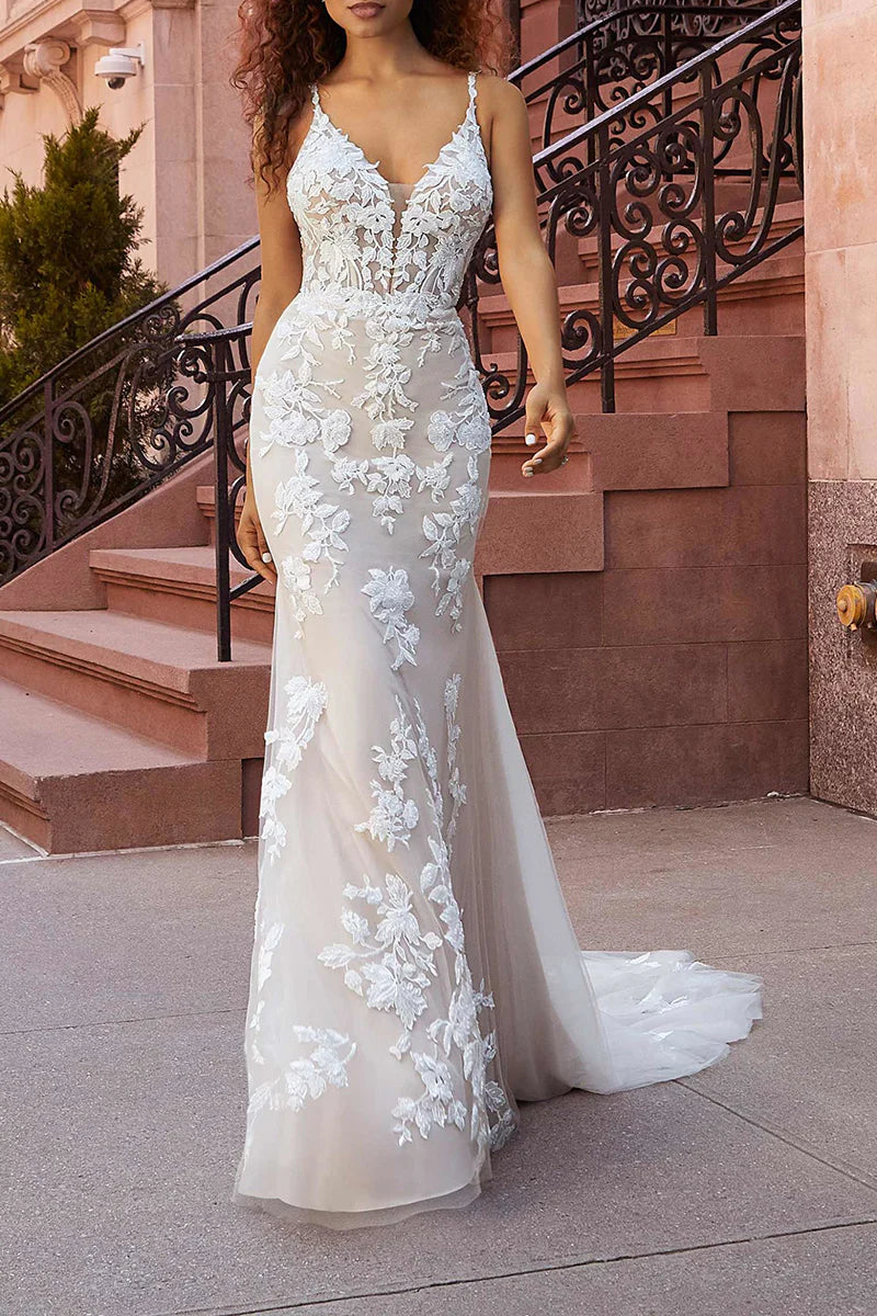 Mermaid Spaghetti Straps Lace Appliques Court Train Wedding Dress