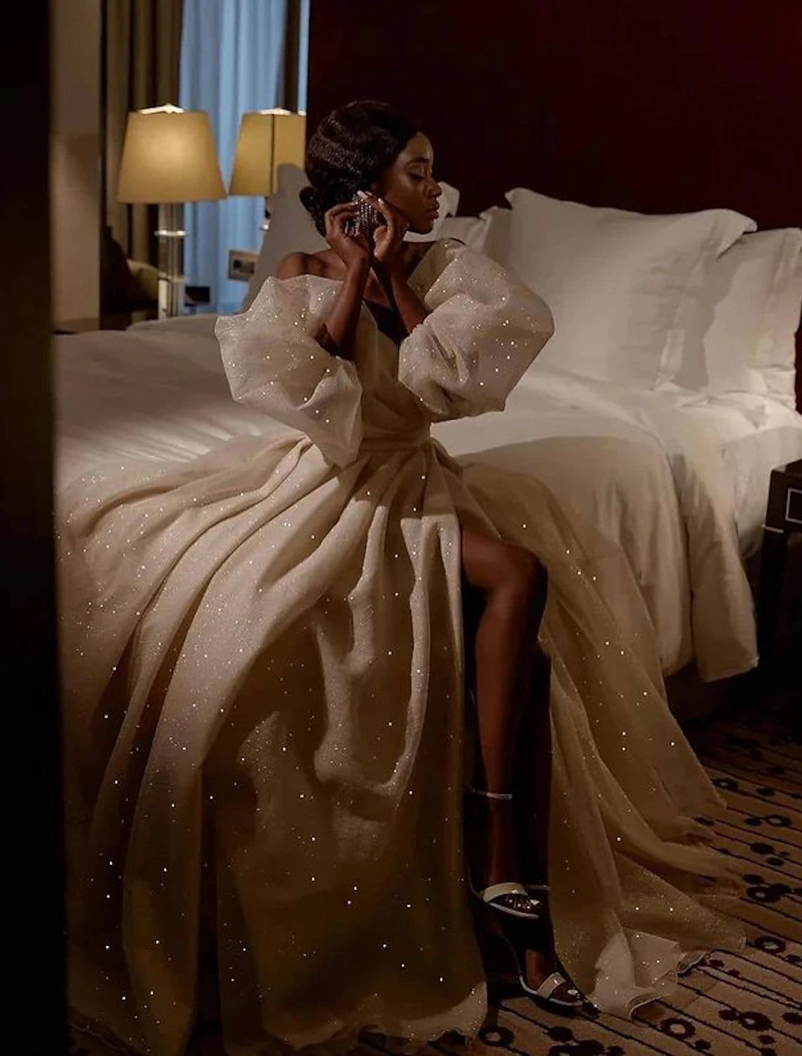 Beach Sparkle & Shine Wedding Dresses A-Line Off Shoulder Short Sleeve Floor Length Sequined Bridal Gowns With Split Front