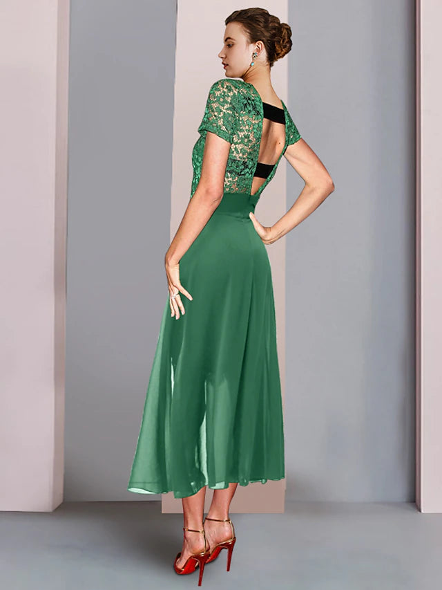 Two Piece Sheath / Column Mother of the Bride Dress Formal Wedding Guest Elegant Scoop Neck Knee Length Chiffon Lace Short Sleeve with Bow(s)