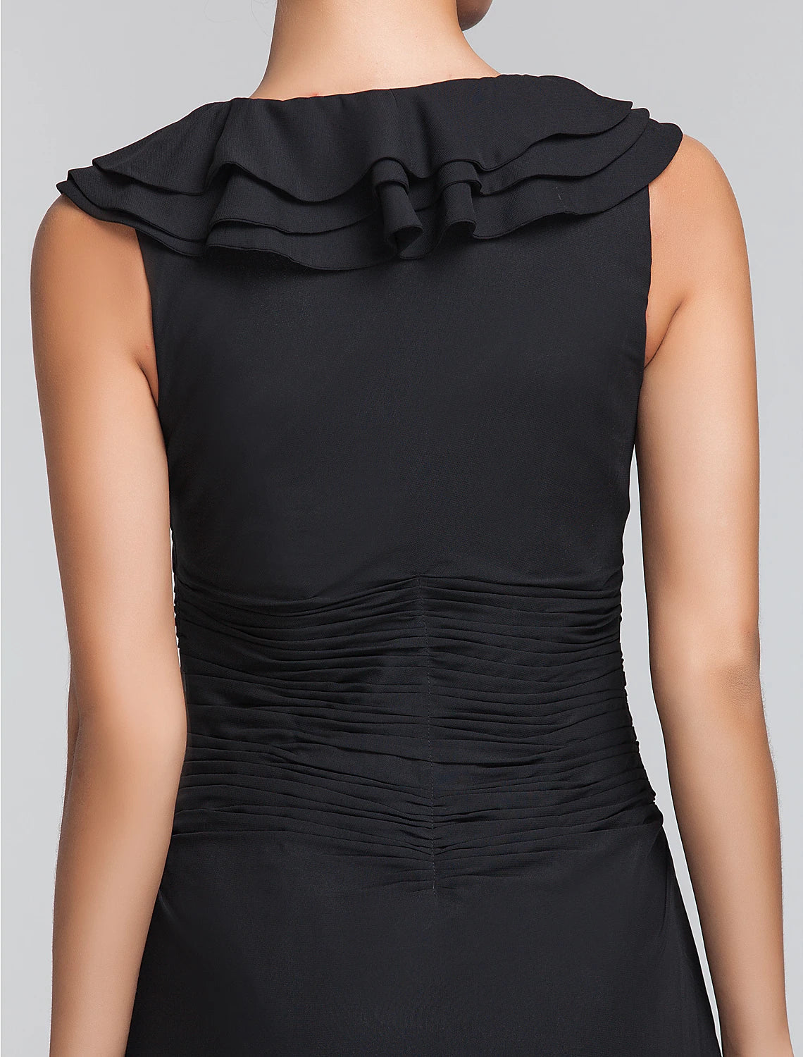 Etui-Linie/Säule, quadratischer Ausschnitt, bodenlanges Chiffon-Brautjungfernkleid mit Rüschen/Rüschen