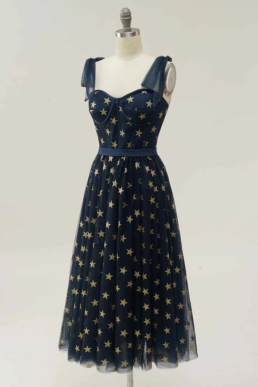 A-line Tied Strap Tulle Applique Knee Length Prom Dress