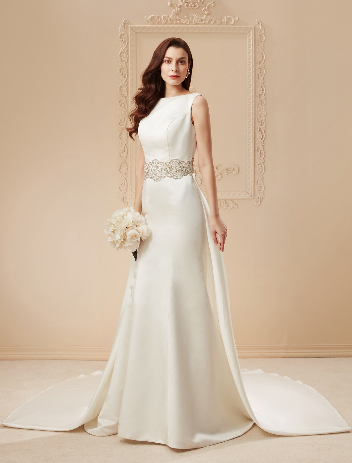 Wedding Dresses Chapel Train Mermaid / Trumpet Sleeveless Scoop Neck Satin With Beading