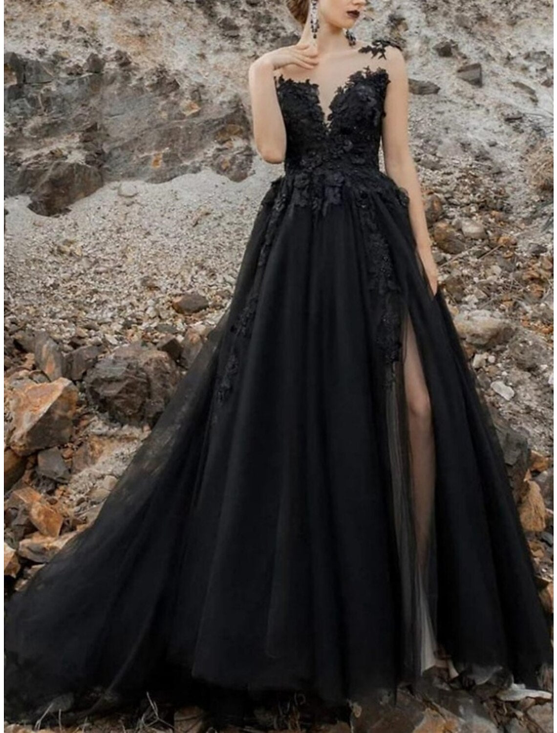 A-Line Evening Gown Elegant Dress Formal Court Train Black Dress Sleeveless Illusion Neck Tulle with Pleats Slit Appliques